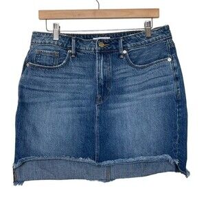 Good American Good Legs Step Hem Denim Mini Skirt. Medium Wash. Size 10/30.